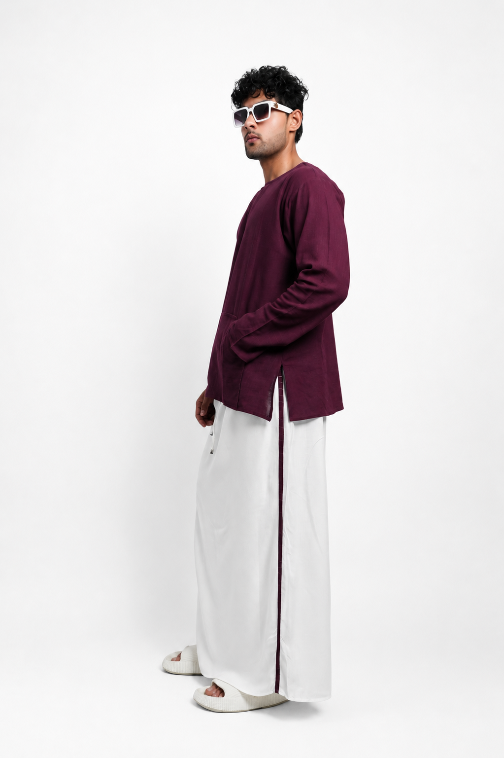 Men White Colour Pajamalungi With Wine / Silver Zari Stripe Panel