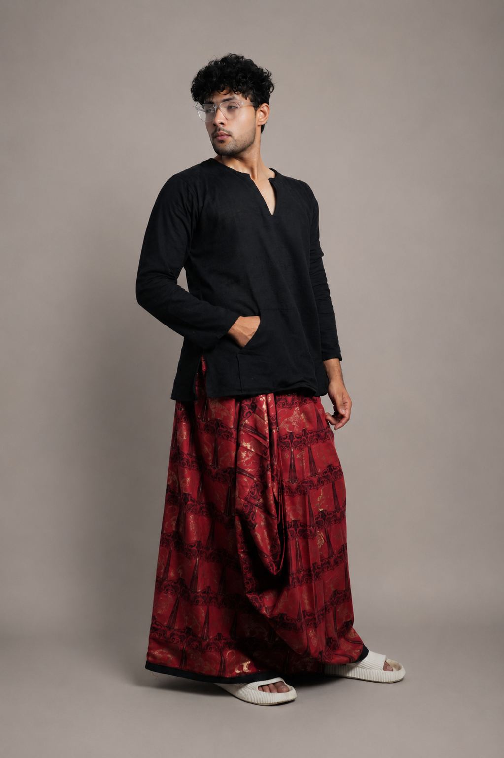 Men Lion Foil Print Red & Black Pleated  Pajamalungi
