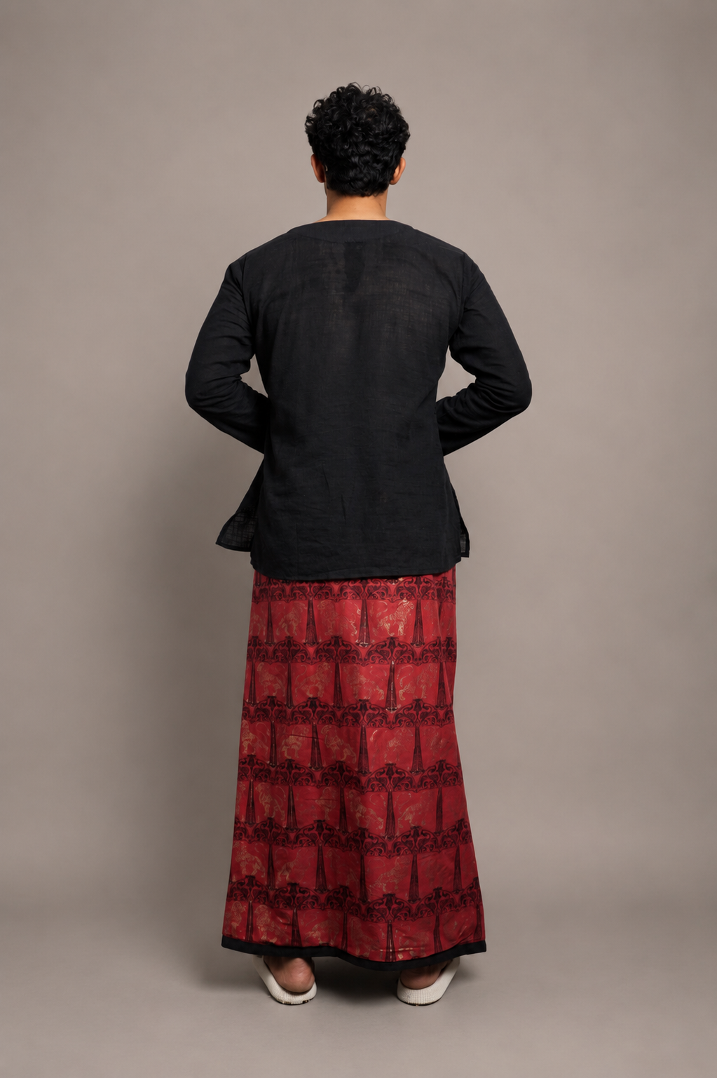 Men Lion Foil Print Red & Black Pleated  Pajamalungi