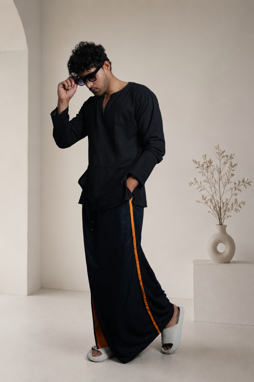 Men black Colour Pajamlungi