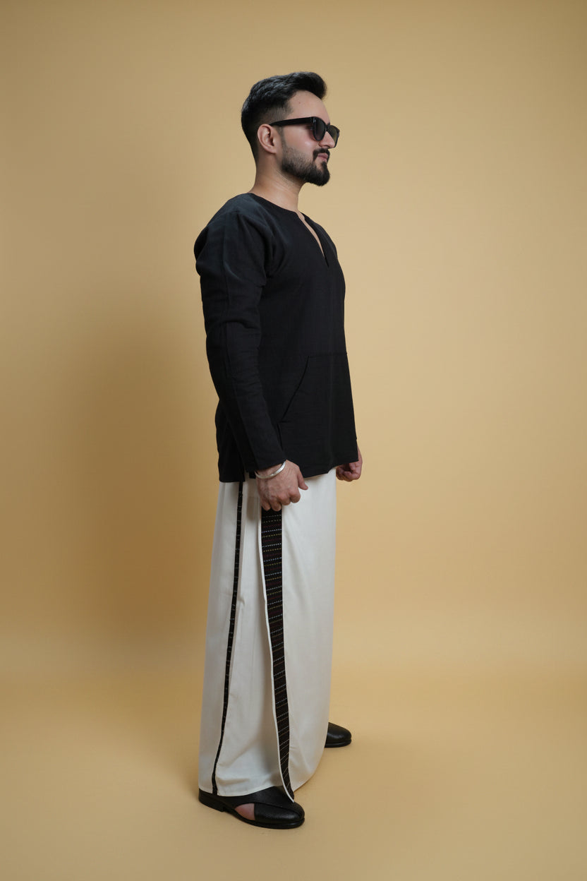 Men White Colour Pajamalungi With Black Stripe Panel