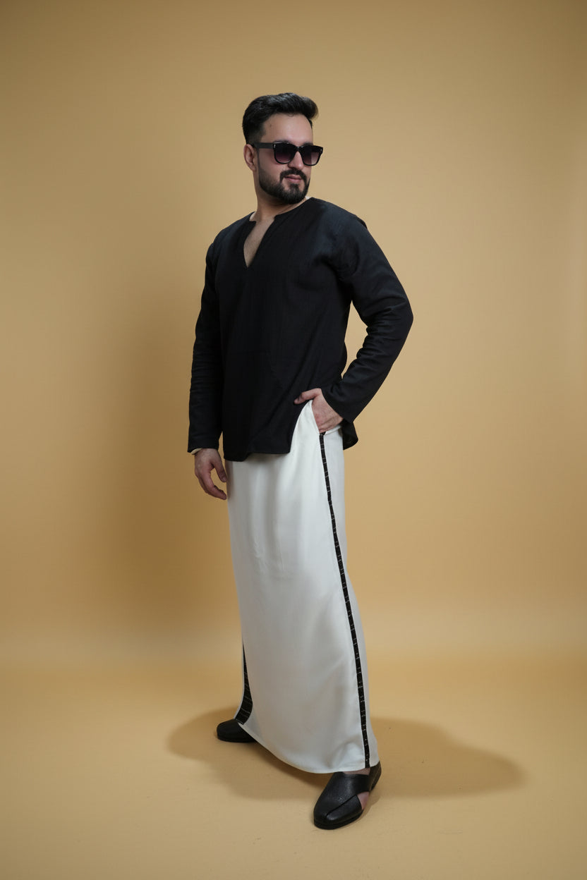 Men White Colour Pajamalungi With Black Stripe Panel