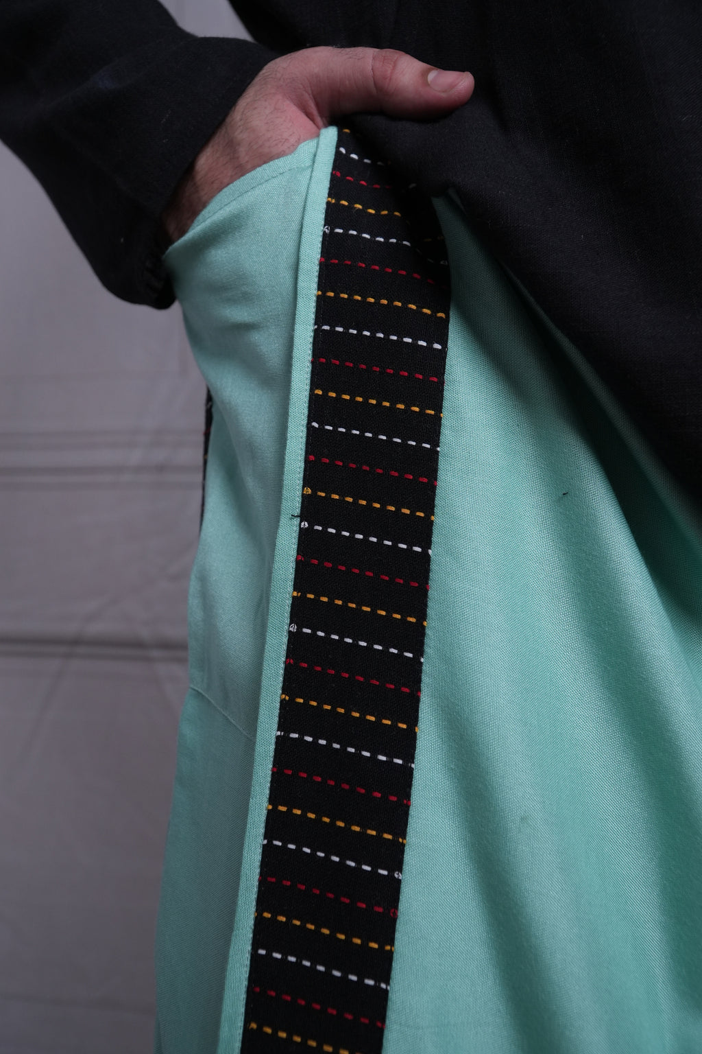 Men SeaGreen Colour Pajamalungi With Black Stripe Panel
