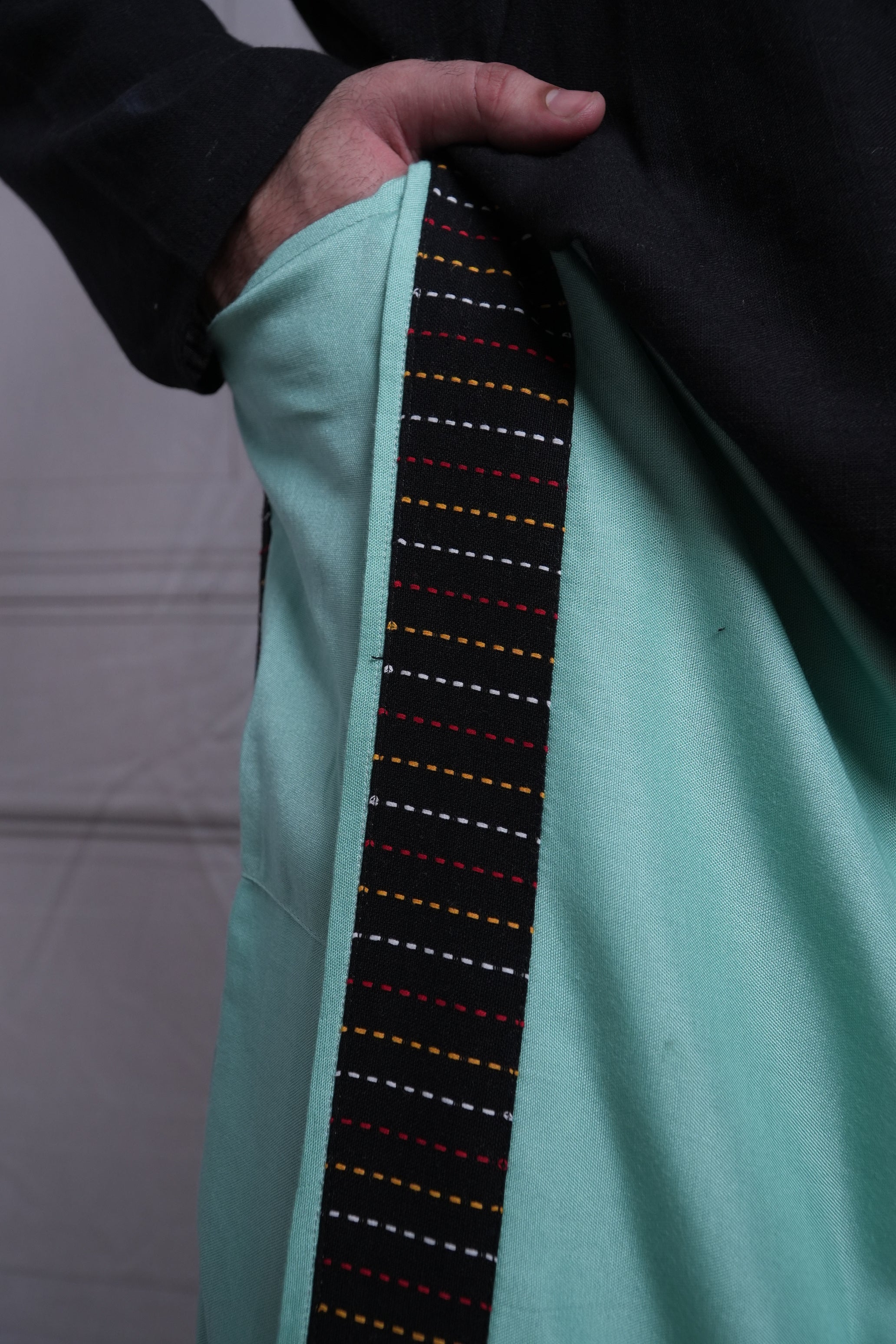 Men SeaGreen Colour Pajamalungi With Black Stripe Panel