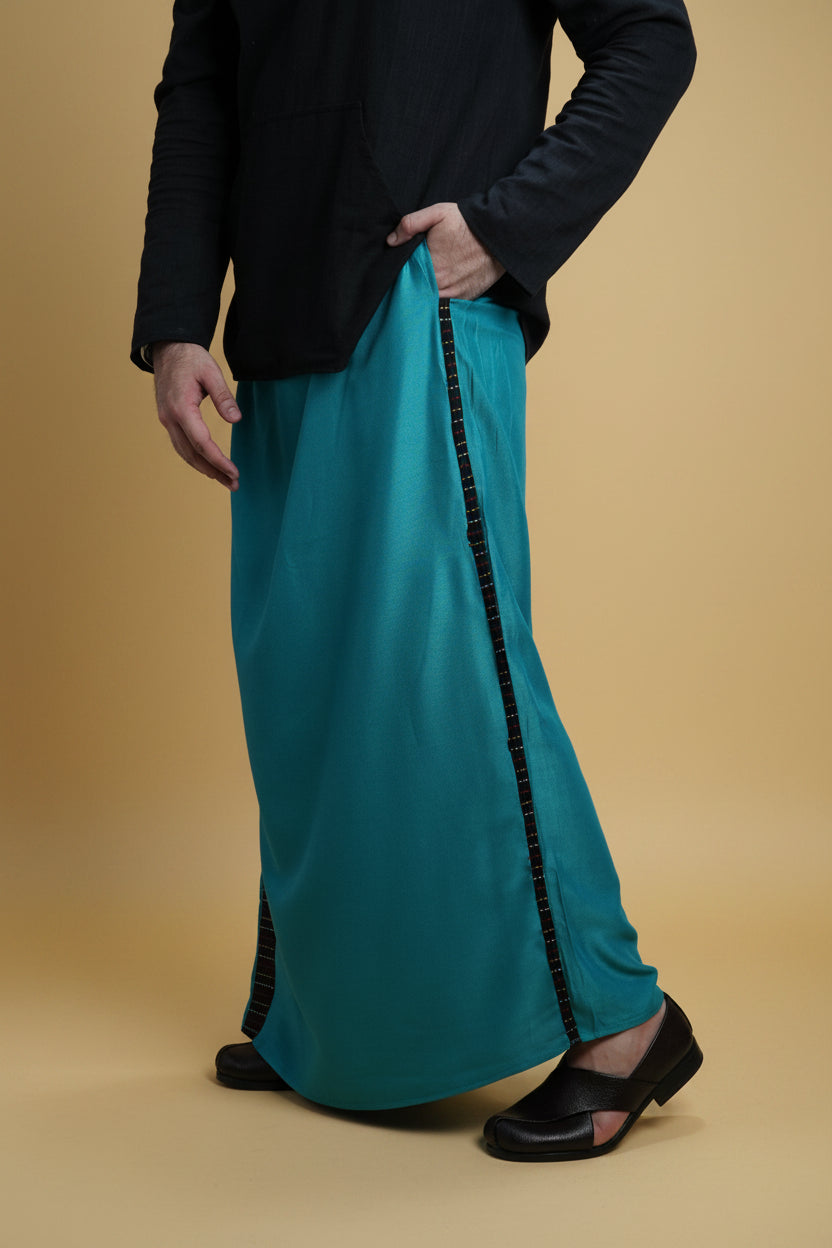 Men Ramagreen Colour Pajamalungi With Black Stripe Panel