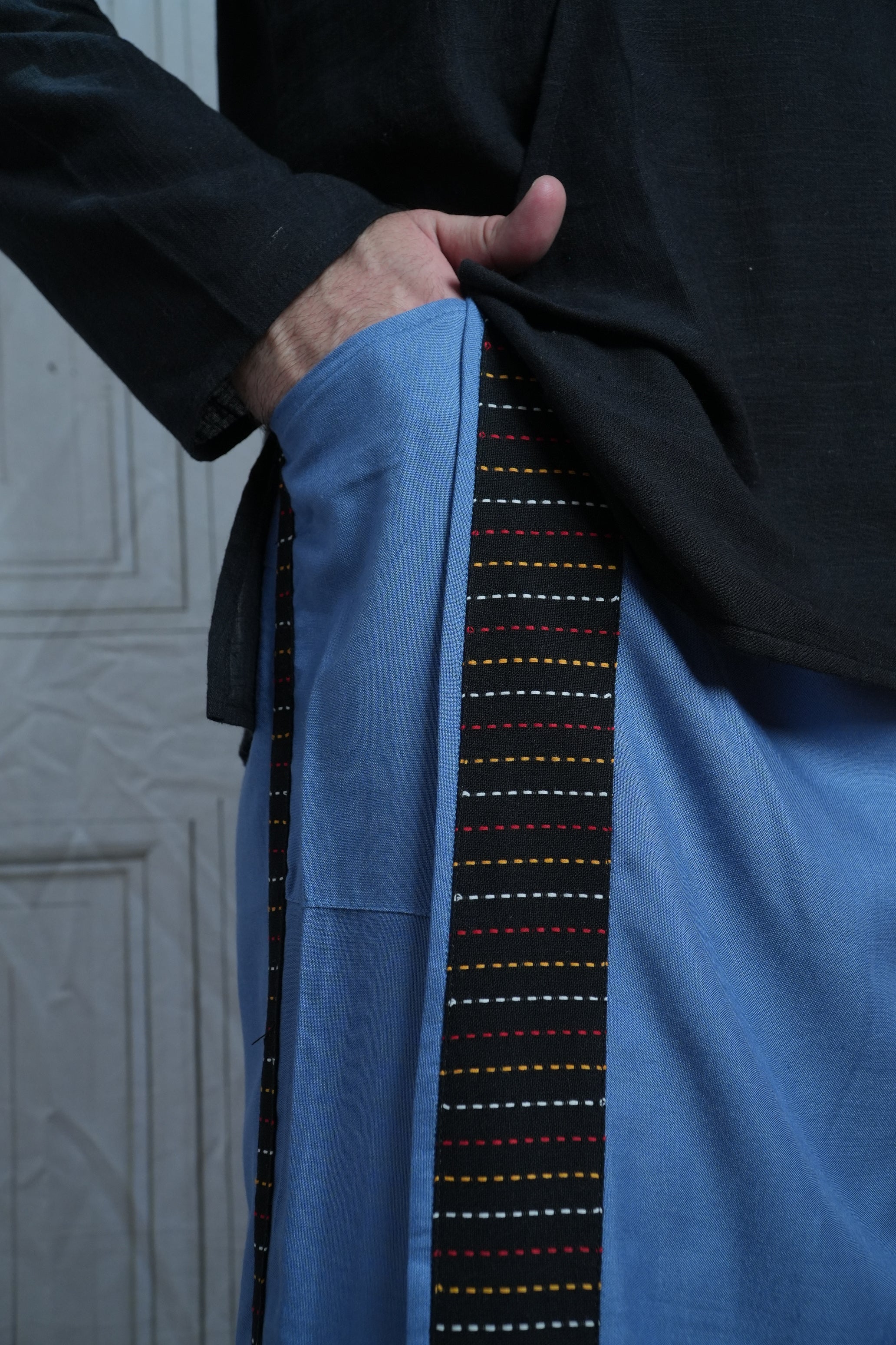 Men Grey Colour Pajamalungi With Black Stripe Panel