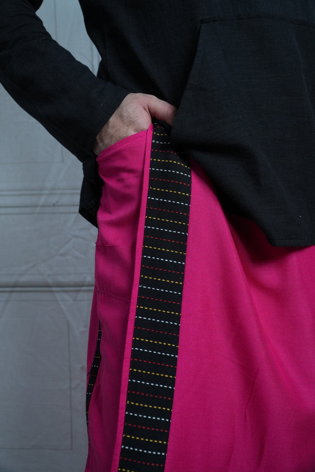 Men Pink Colour Pajamalungi With Black Stripe Panel