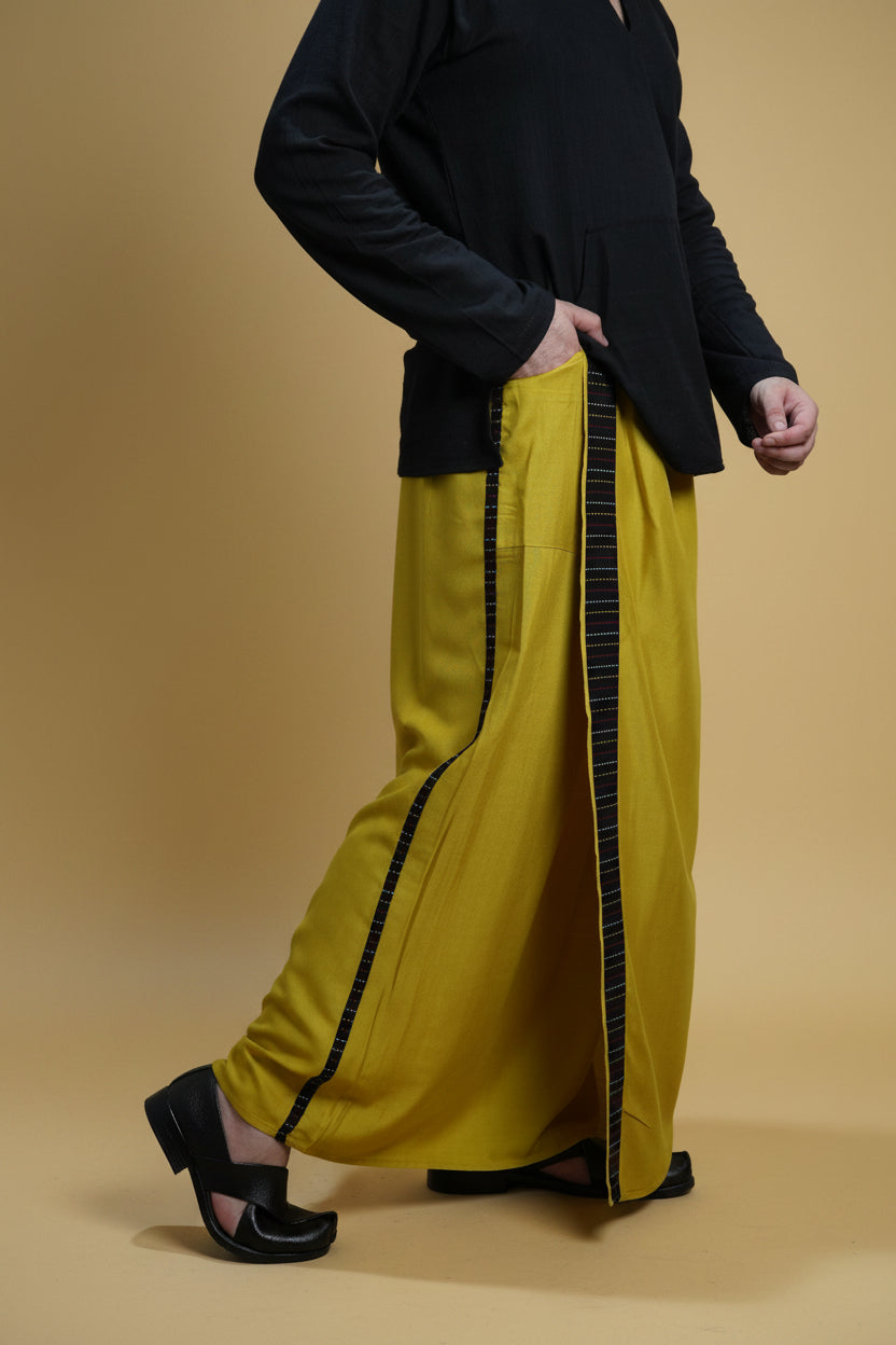 Men Yellow Steve Colour Pajamalungi With Black Stripe Panel