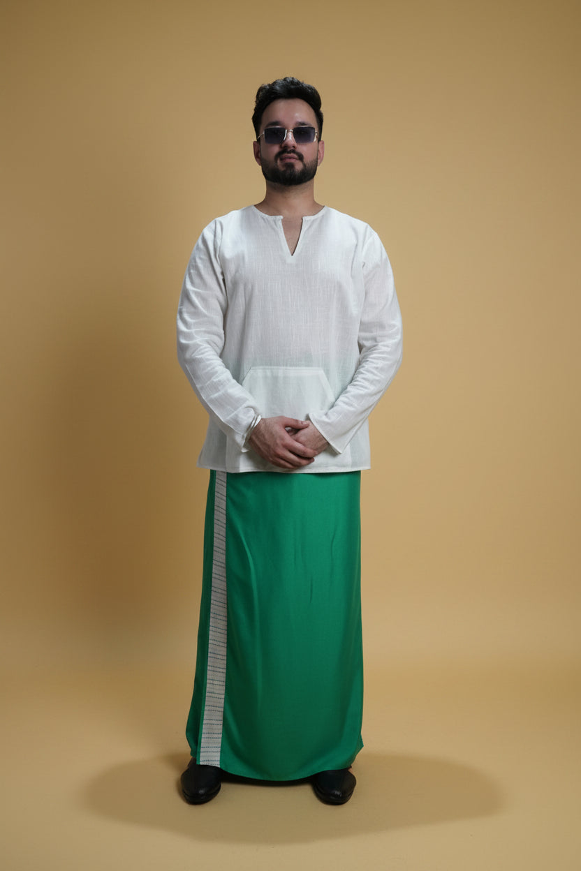 Men Green Colour Pajamalungi With White Stripe Panel