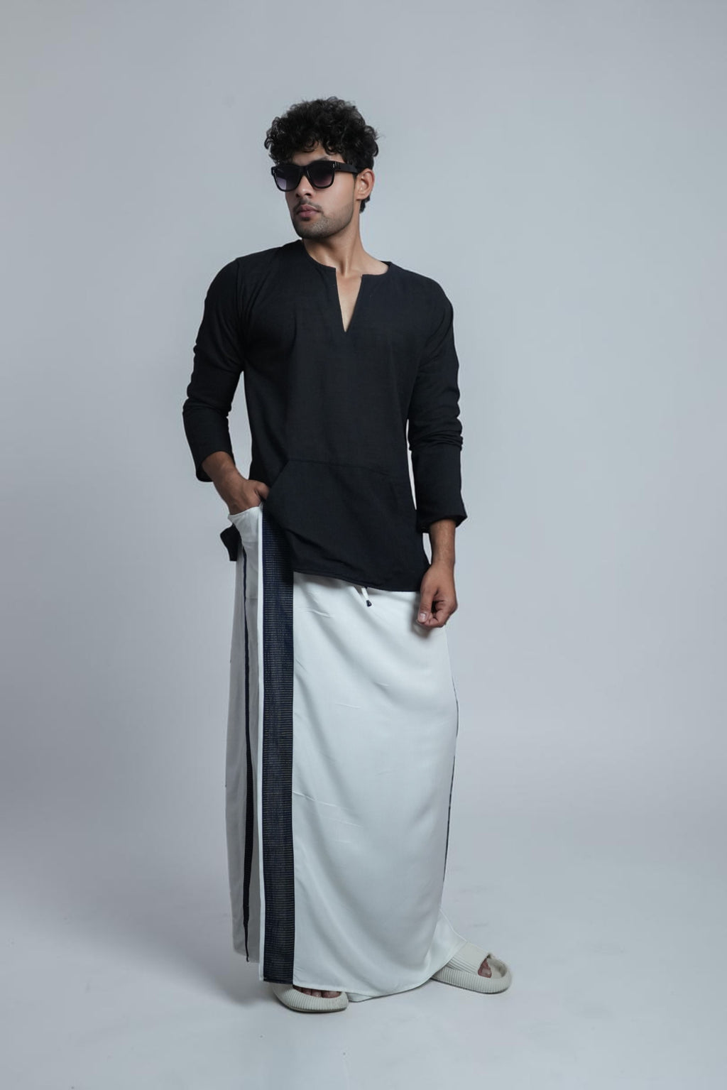 Men White  Colour Pajamalungi With Navy And  Gold Zari Stripe Panel