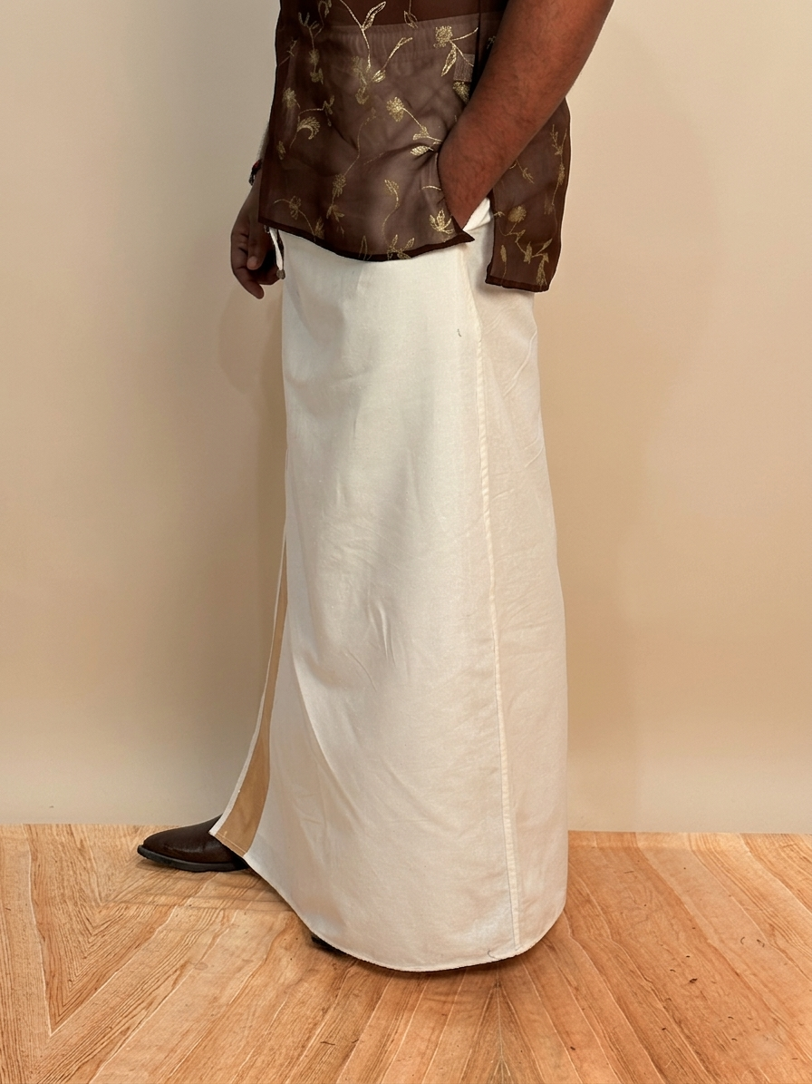 Men White Color With Light Golden Zari Stripe Pajamalungi