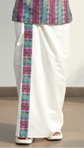 Men's White Cotton Pajamalungi with Vertical Printed Stripe