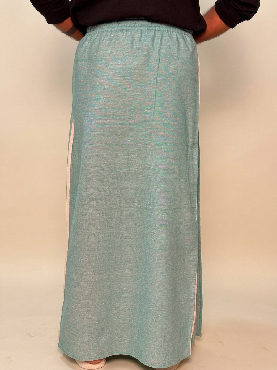 Men Ramagreen  Color With White Constrast Stripe Pajamalungi