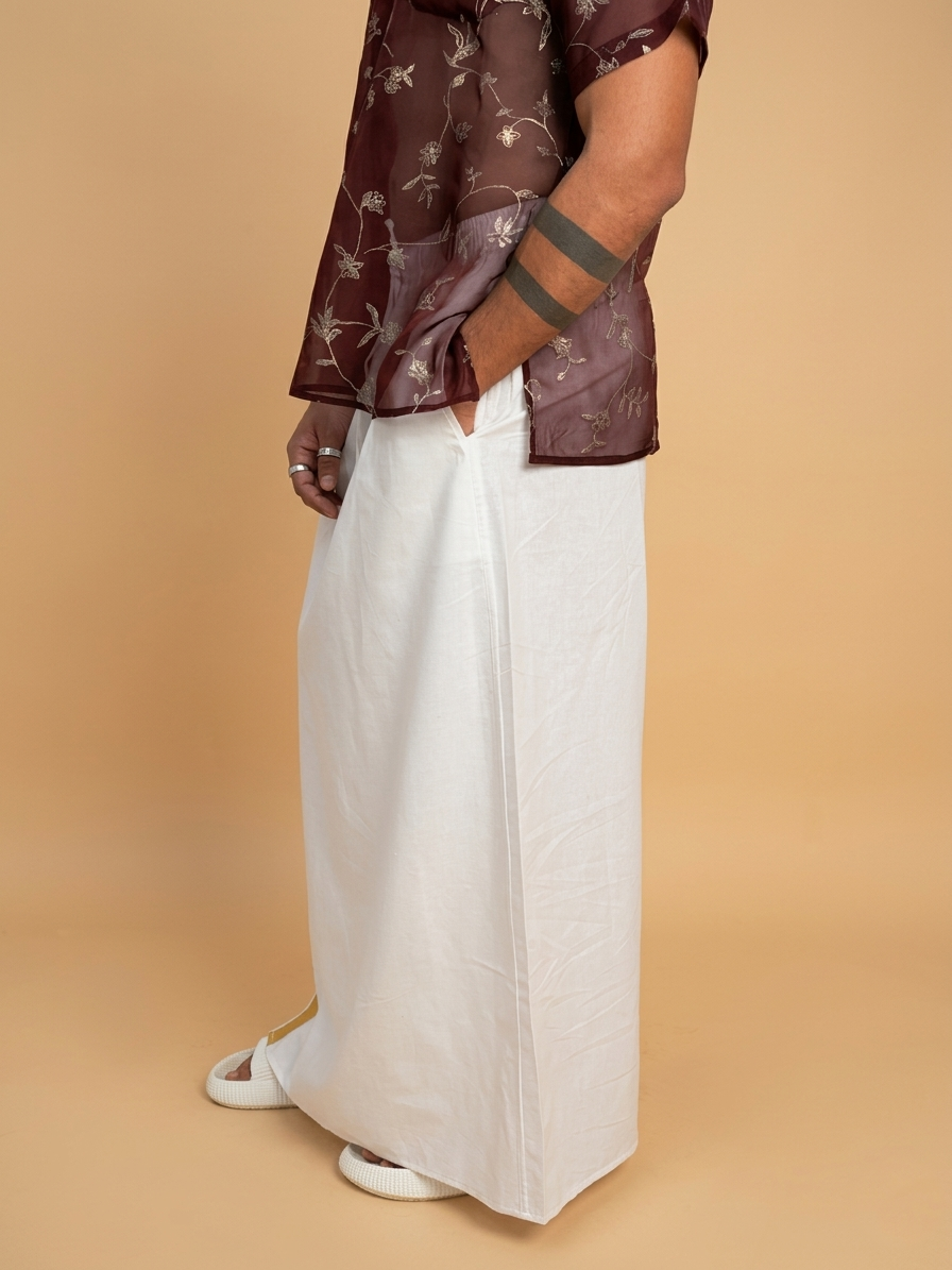 Men White Color With  Golden Zari Stripe Pajamalungi