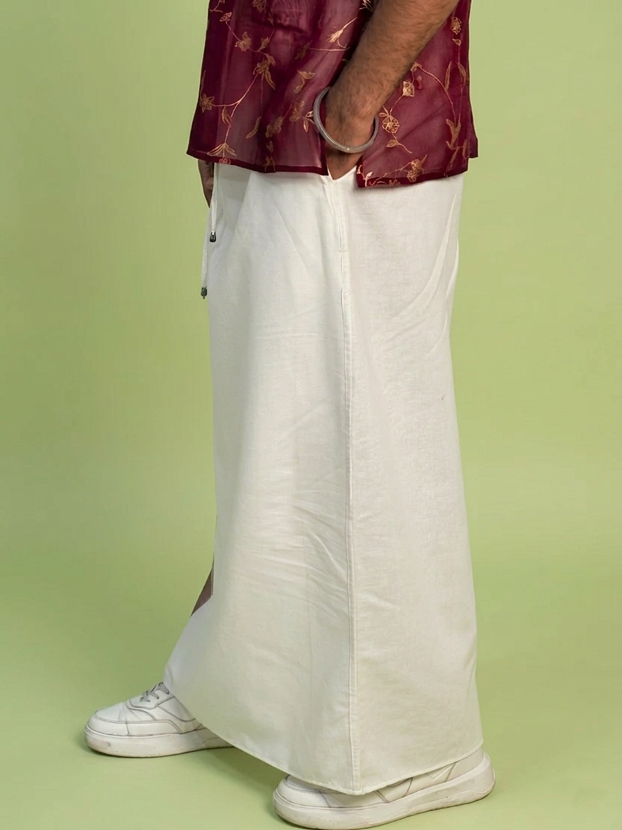 Men White Color With Copper Zari Stripe Pajamalungi