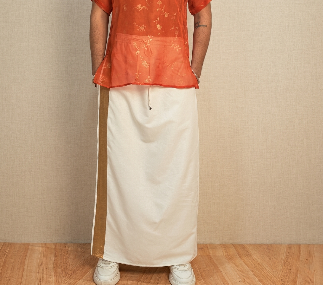 Men White Color With Copper Zari Stripe Pajamalungi