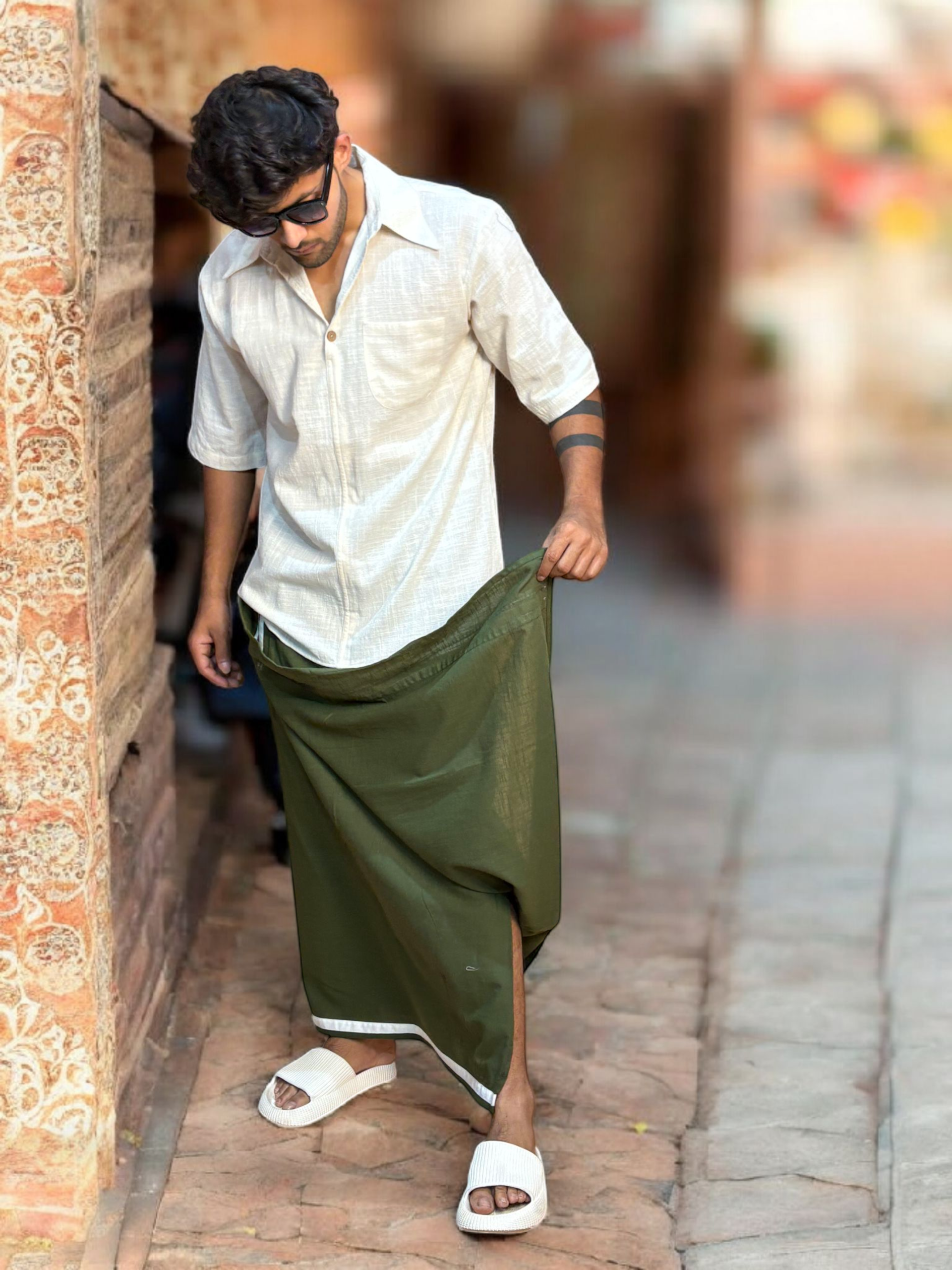 Mens traditional polinen lungi – limited edition ethnic wear