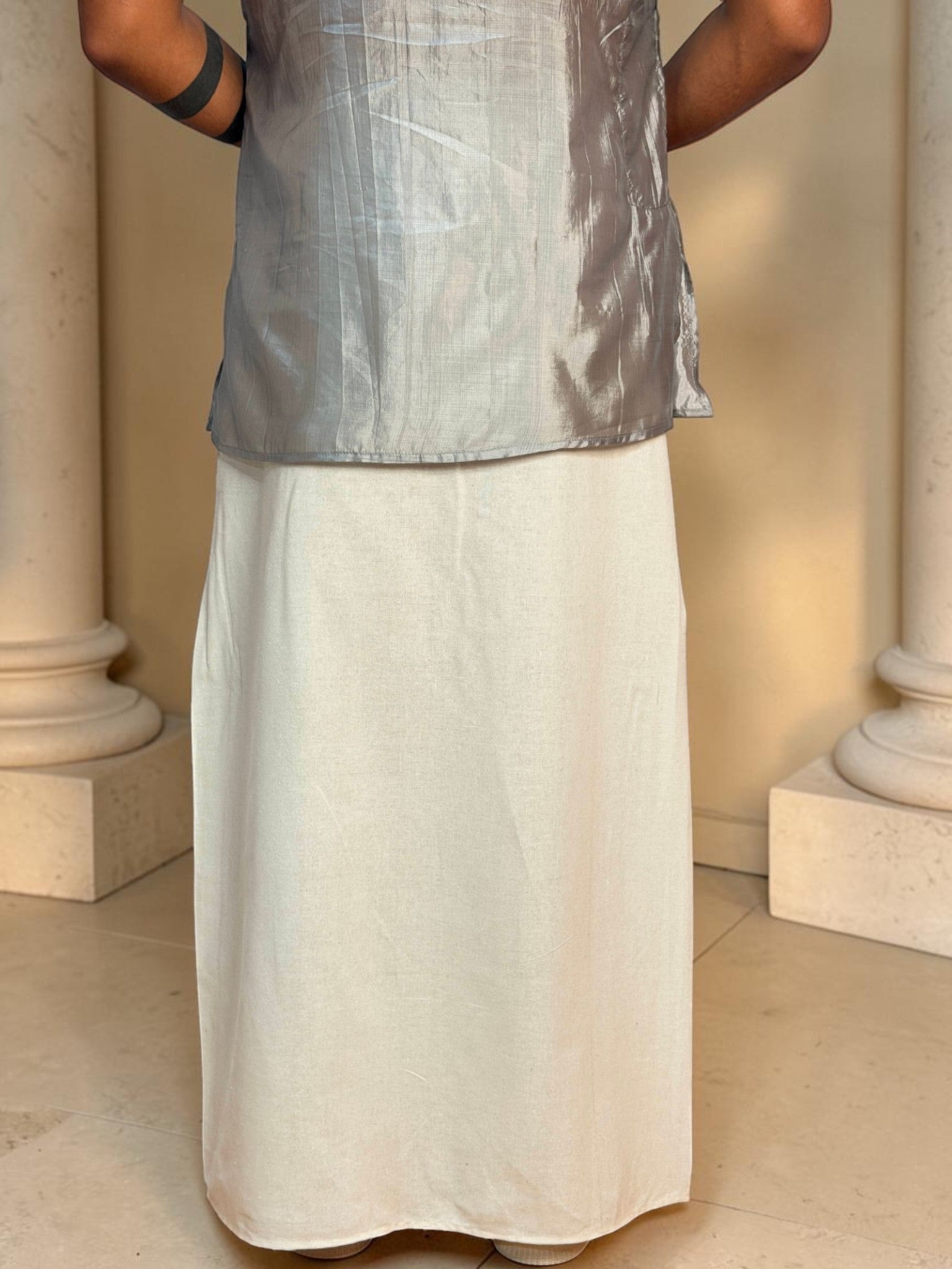 Men White Color With Grey Zari Stripe Pajamalungi
