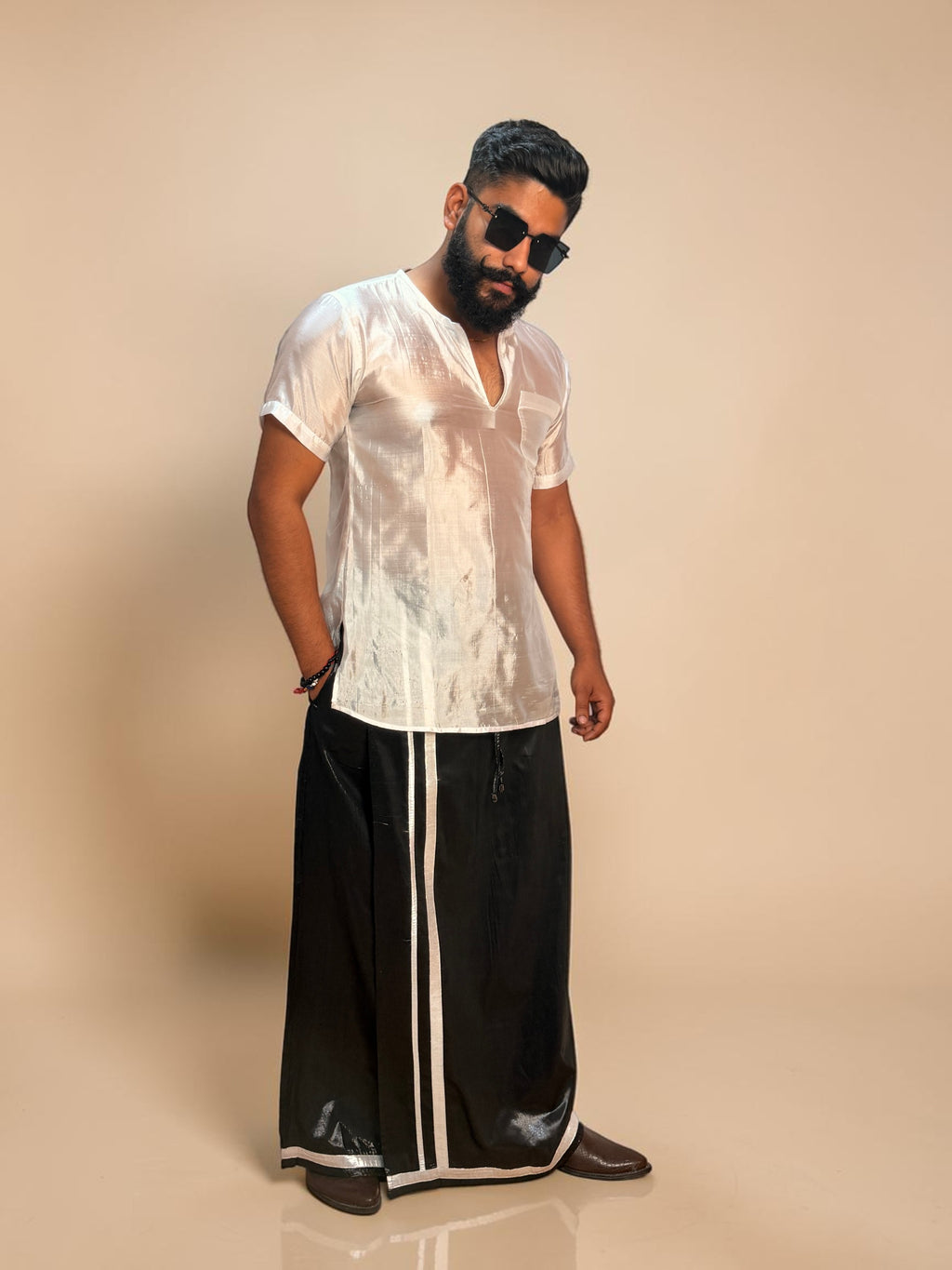 Men White Colour Silk Kurta