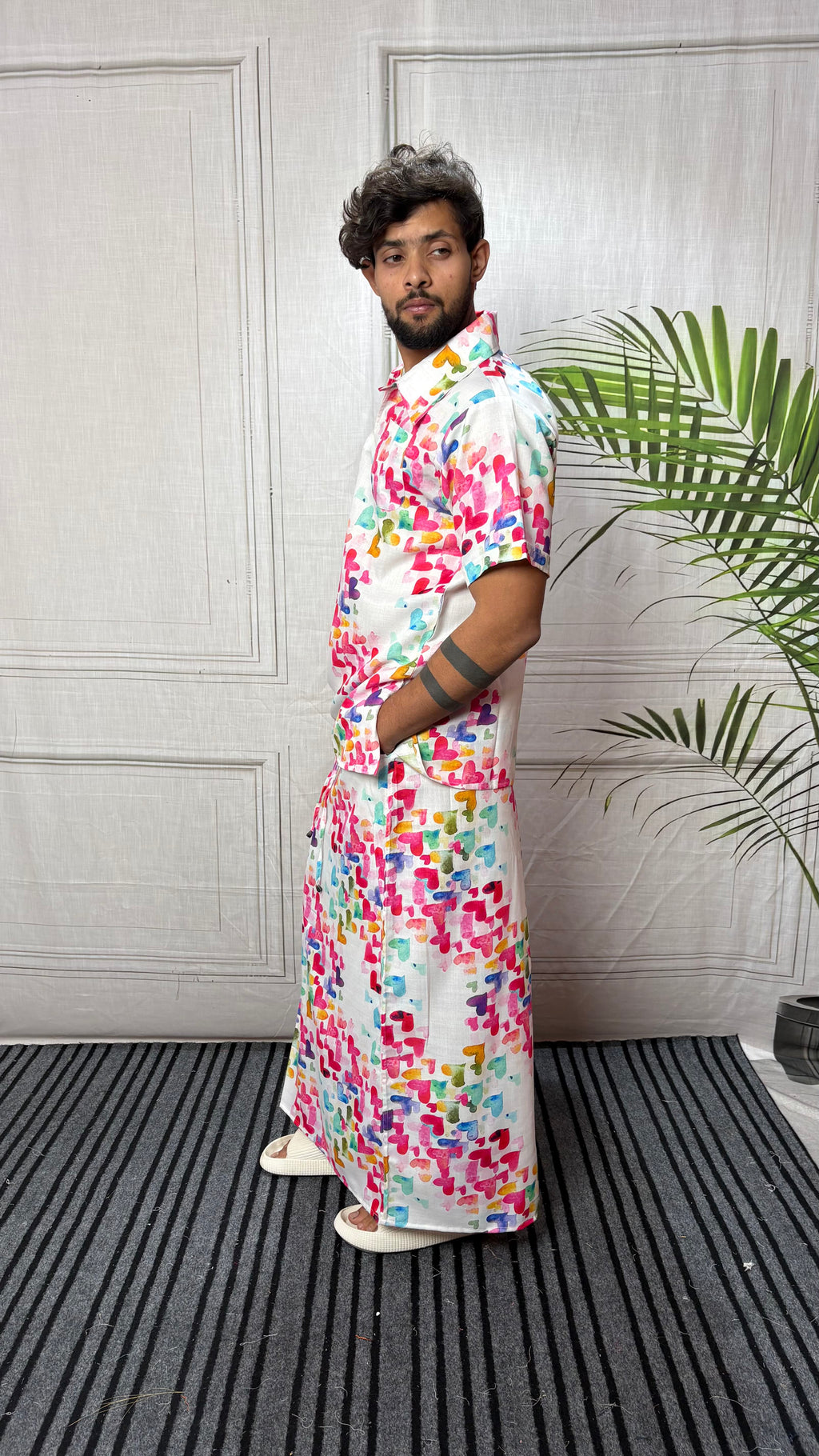 Men Heart Motif Print Straight Kurta