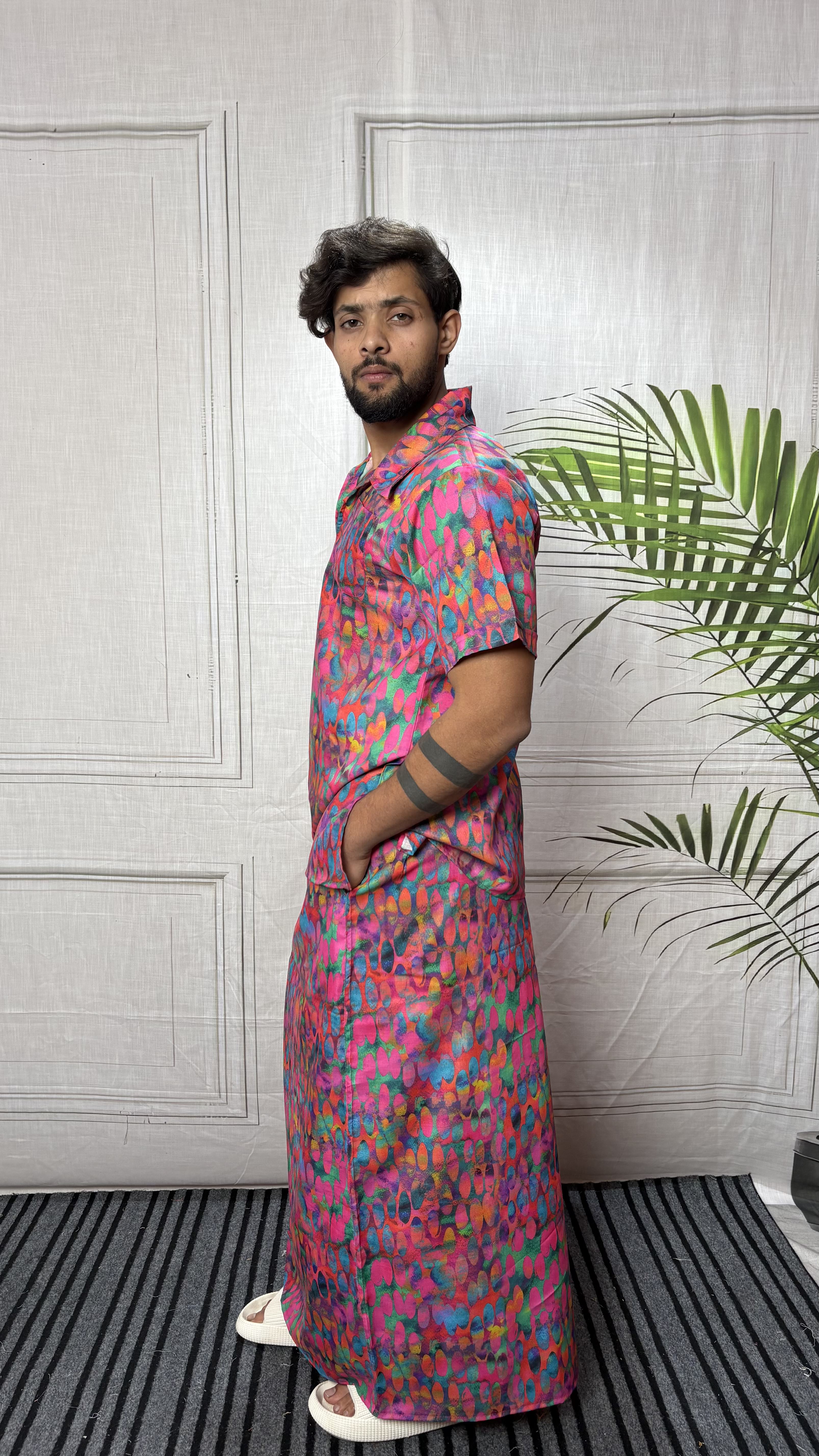 Men Abstract Ikat Dot Print Shirt-Collar Kurta
