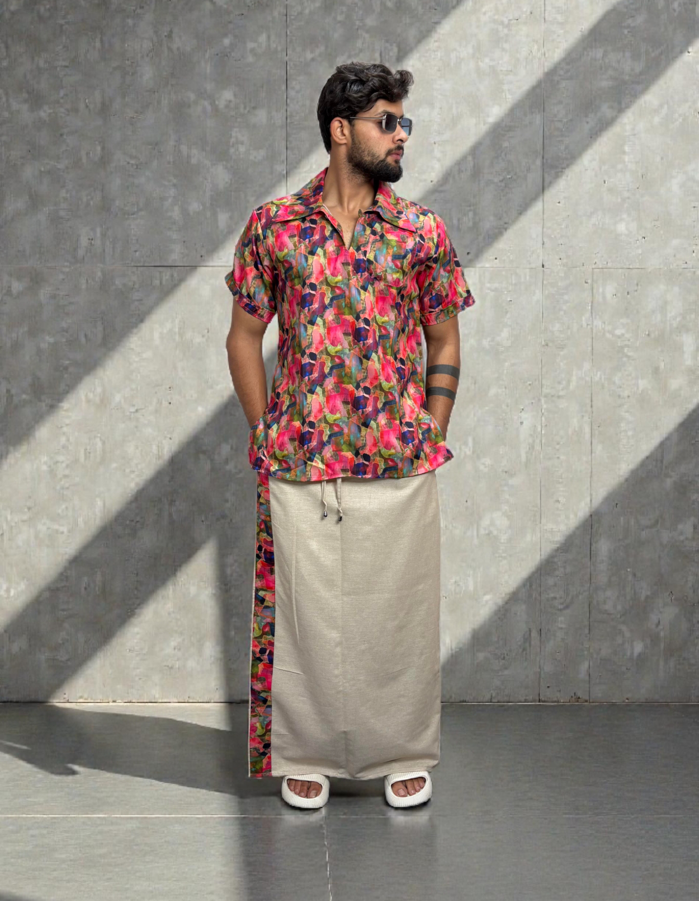 Men Beige Color With Signature Stripe Pajamalungi