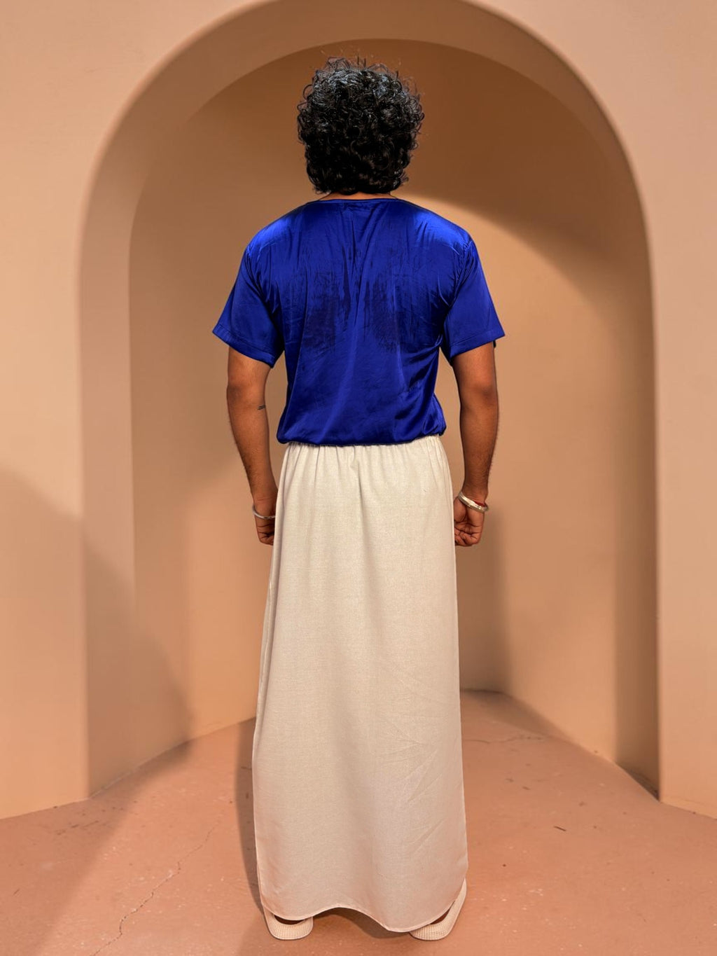 Men White Color With Light Golden Zari Stripe Pajamalungi