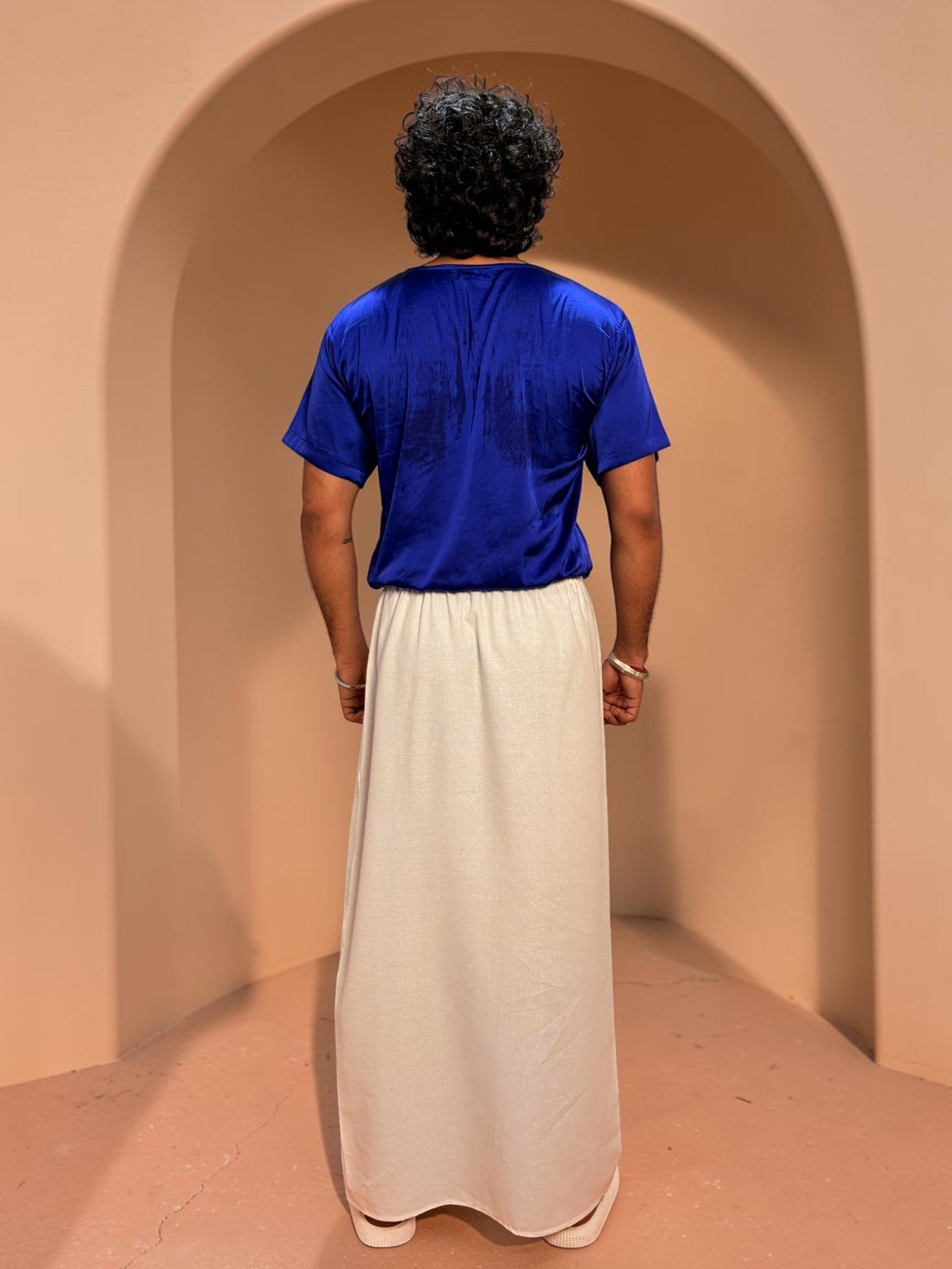 Men White Color With Light Golden Zari Stripe Pajamalungi