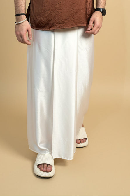 Men White Color Pleated Satin Silk Pajamalungi