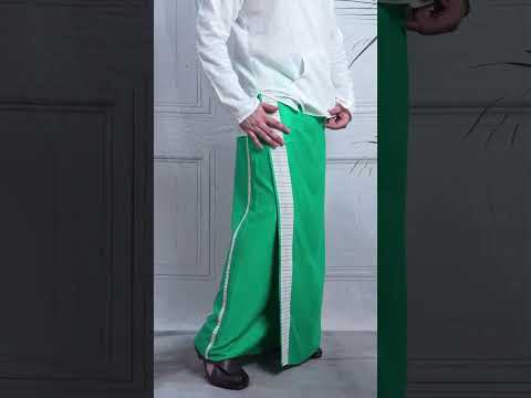 Men Green Colour Pajamalungi With White Stripe Panel