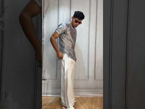 Men White Color With Grey Zari Stripe Pajamalungi